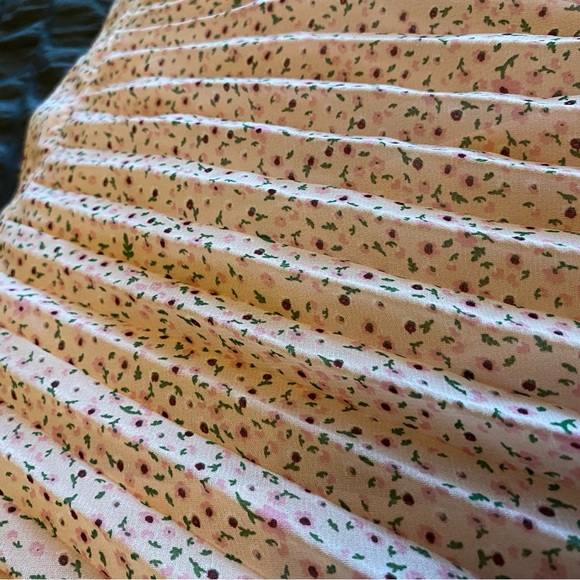 Long pink flower skirt - Picture 6 of 7